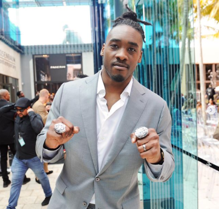 Did you know that Geneo Grisson also does modeling?